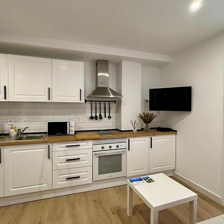 Apartamentos La Hormiga Deluxe Adra Esterno foto