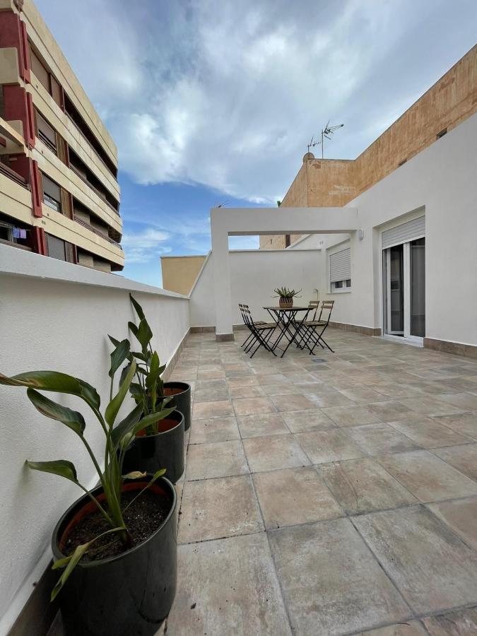 Apartamentos La Hormiga Deluxe Adra Esterno foto