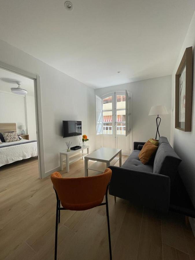 Apartamentos La Hormiga Deluxe Adra Esterno foto