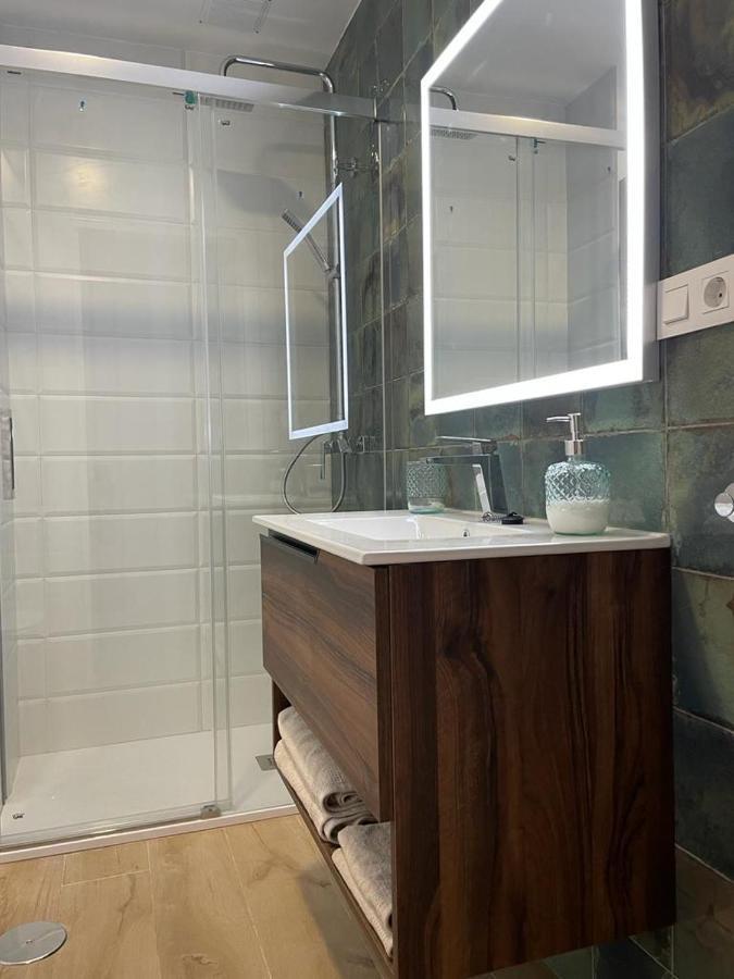 Apartamentos La Hormiga Deluxe Adra Esterno foto